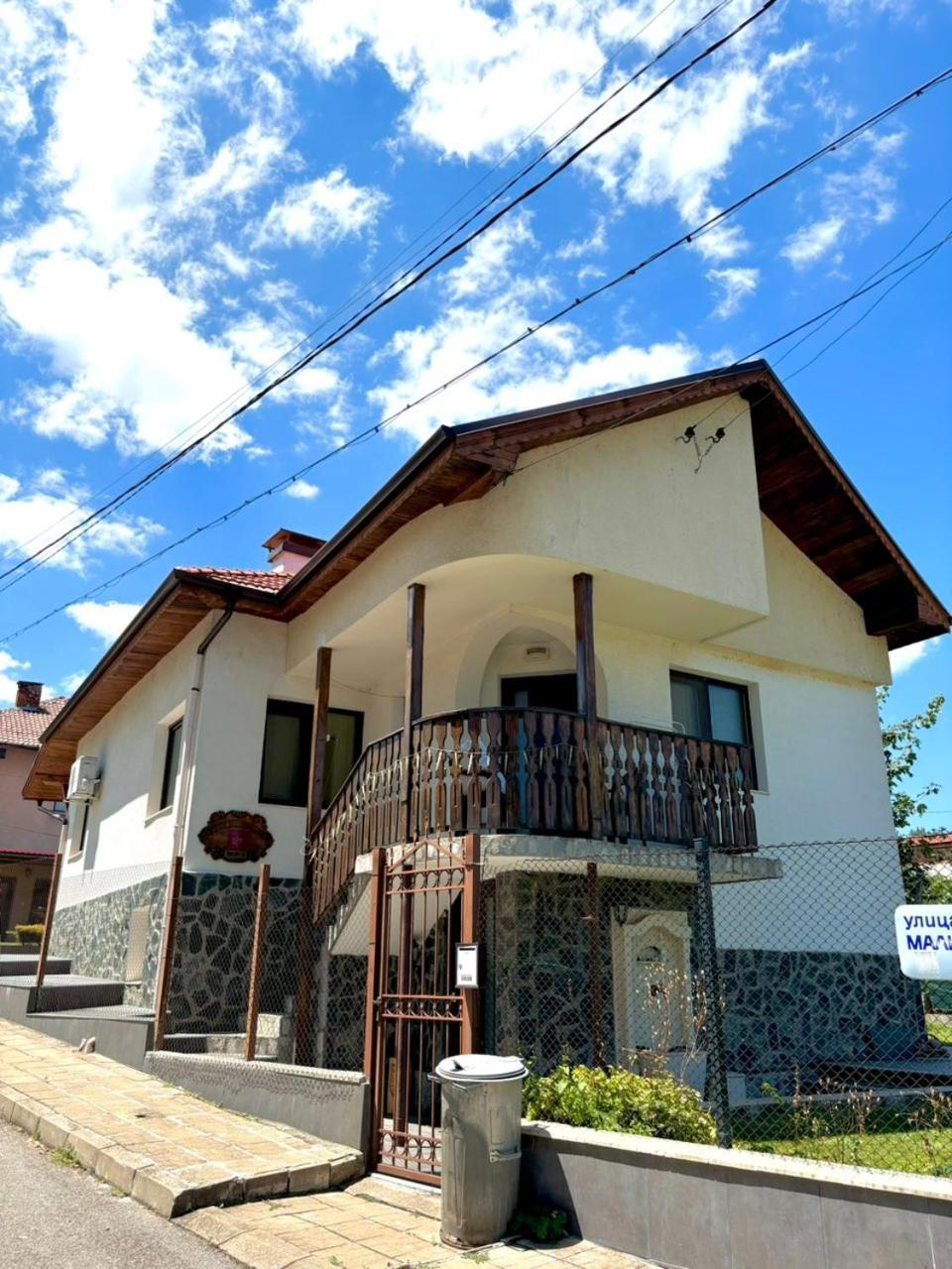 The House Of Petar Levski Берковица Экстерьер фото